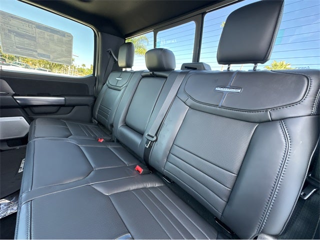 2025 Ford F-150 Platinum®