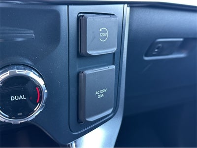 2025 Ford F-150 Platinum®