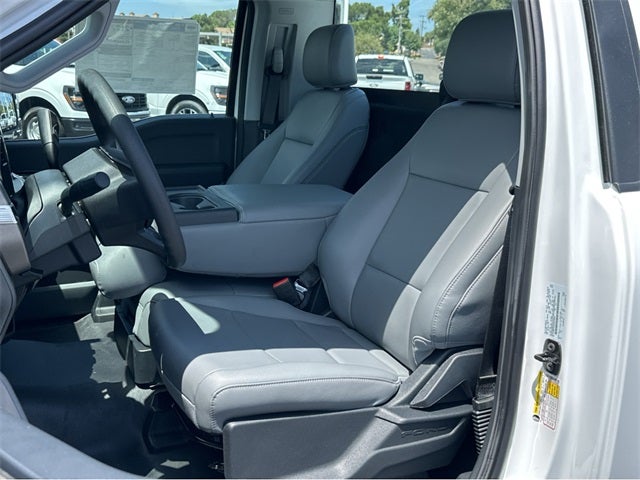 2025 Ford F-150 Base