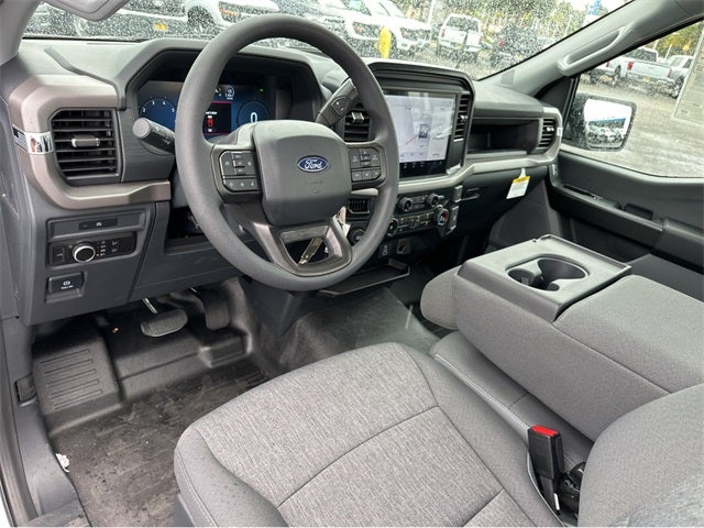 2025 Ford F-150 Base