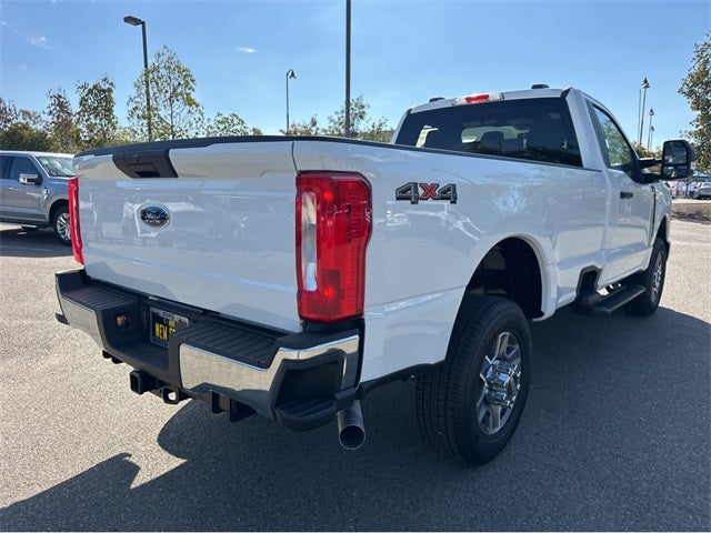 2025 Ford F-350SD F-350® XLT