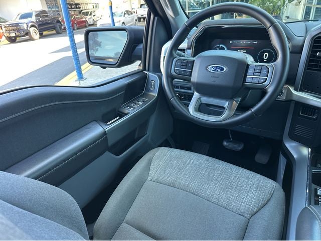 2023 Ford F-150 Lightning XLT