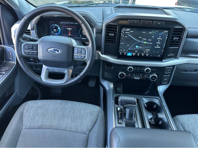 2023 Ford F-150 Lightning XLT