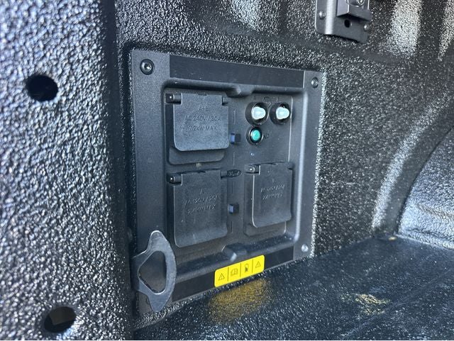 2023 Ford F-150 Lightning XLT