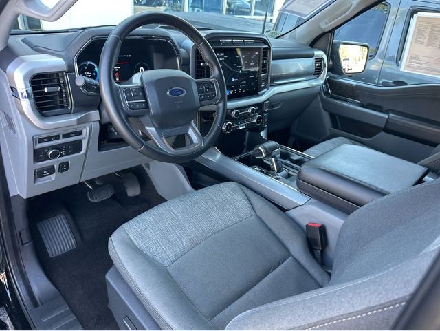 2023 Ford F-150 Lightning XLT