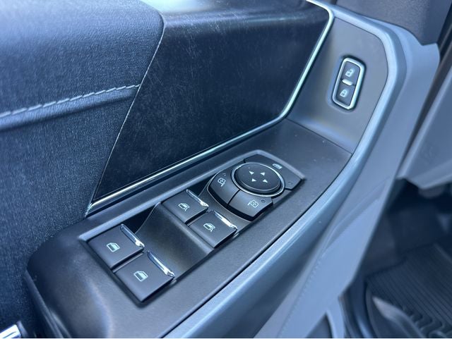 2023 Ford F-150 Lightning XLT