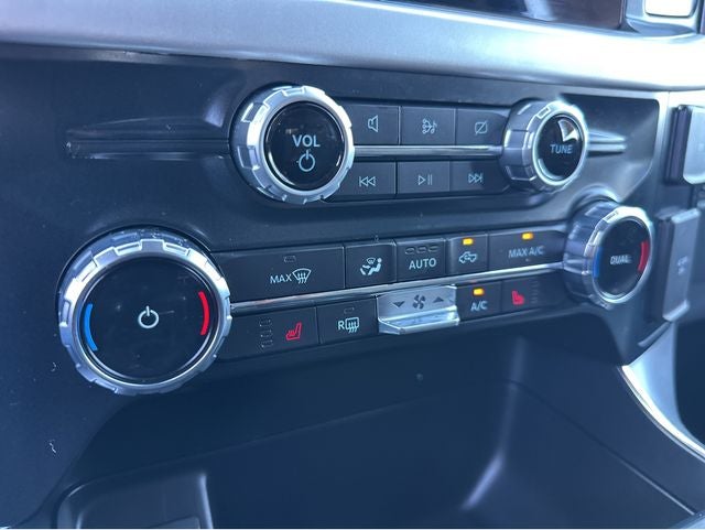 2023 Ford F-150 Lightning XLT