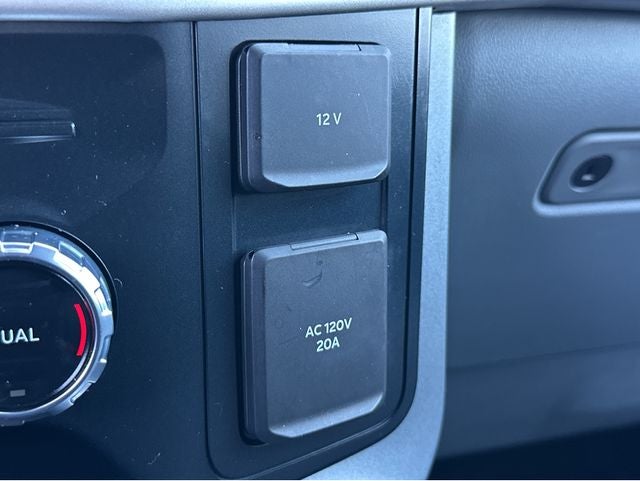 2023 Ford F-150 Lightning XLT