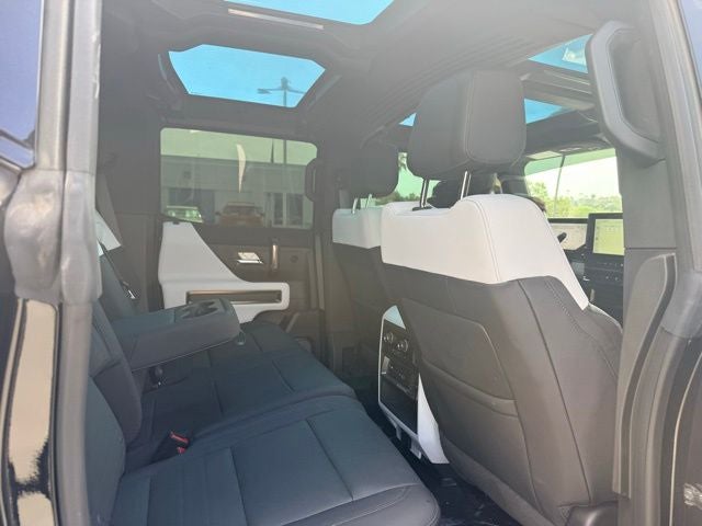 2024 GMC Hummer EV SUV 2X