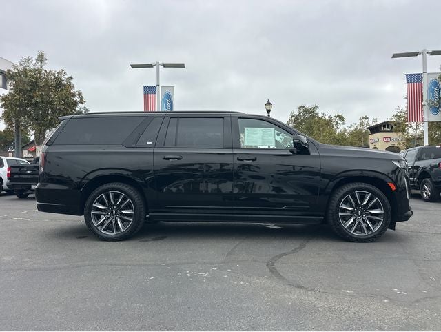 2022 Cadillac Escalade ESV Sport