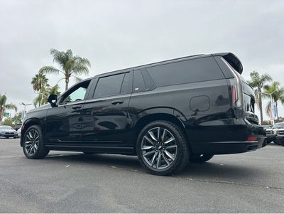 2022 Cadillac Escalade ESV Sport