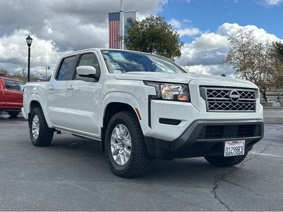 2023 Nissan Frontier SV