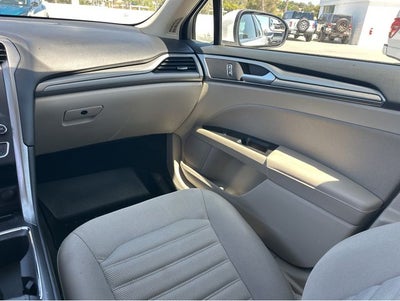 2017 Ford Fusion Hybrid SE