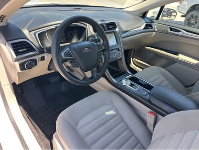 2017 Ford Fusion Hybrid SE