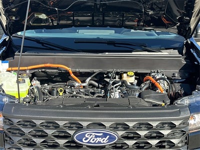 2025 Ford Maverick XL