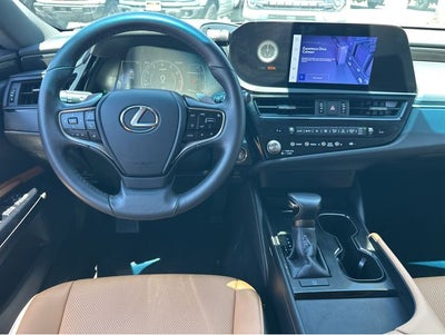 2025 Lexus ES Base