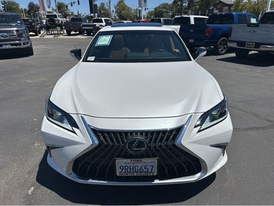 2025 Lexus ES Base