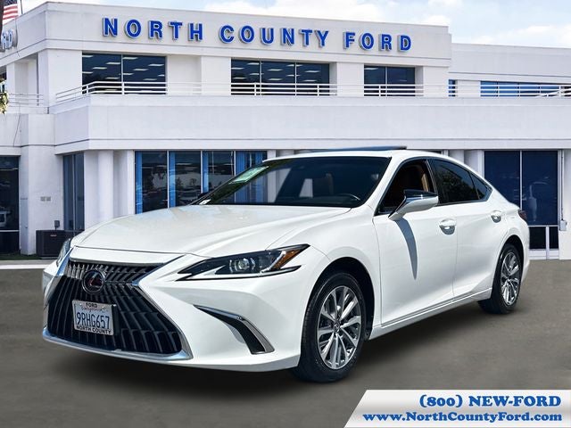 2025 Lexus ES Base
