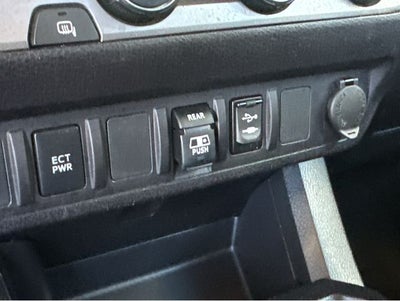 2018 Toyota Tacoma SR5