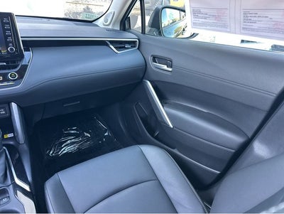 2022 Toyota Corolla Cross XLE