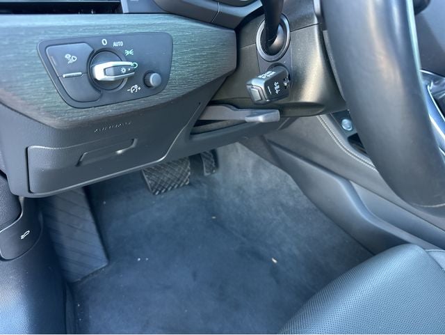 2021 Audi A4 45 S line quattro Premium