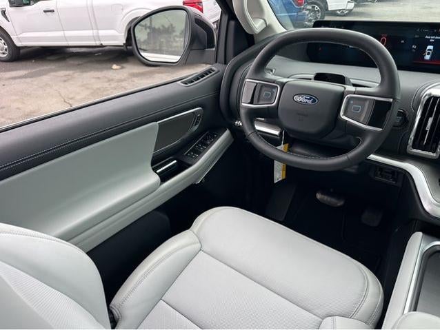 2026 Ford Expedition MAX Platinum®