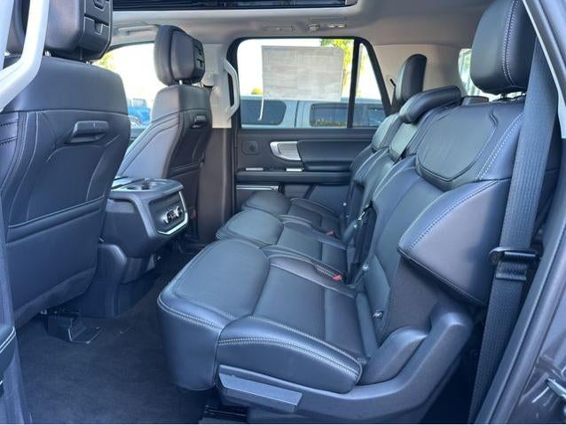 2026 Ford Expedition MAX Platinum®