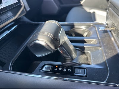 2025 Ford F-150 Lightning Lariat®