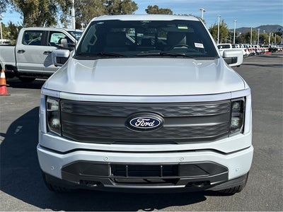 2025 Ford F-150 Lightning Lariat®