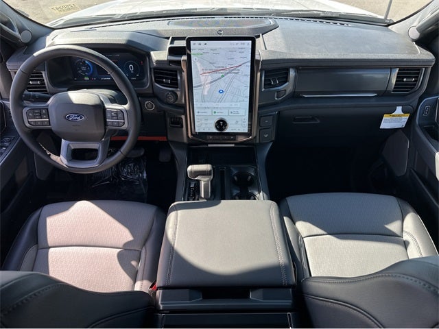 2025 Ford F-150 Lightning Lariat®