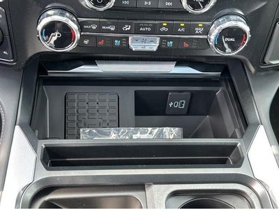 2025 Ford Super Duty F-250® Platinum®