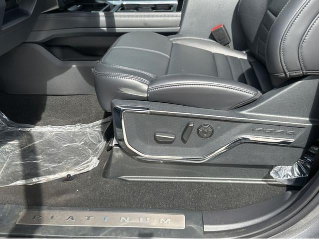 2025 Ford Super Duty F-250® Platinum®