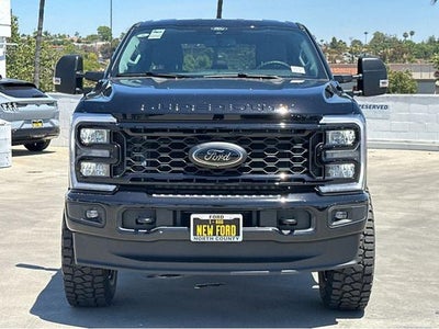 2025 Ford Super Duty F-350® XLT