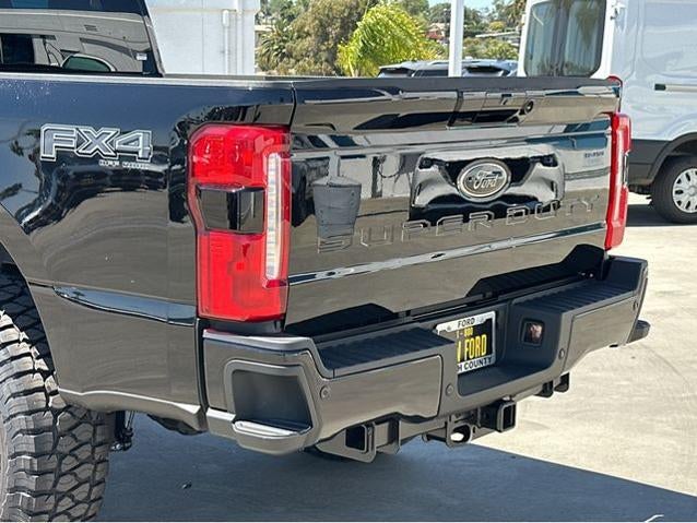 2025 Ford Super Duty F-350® XLT