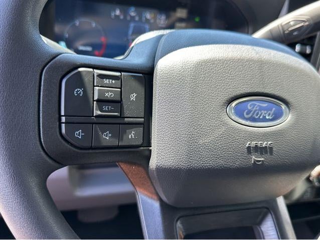 2025 Ford Super Duty F-350® XLT