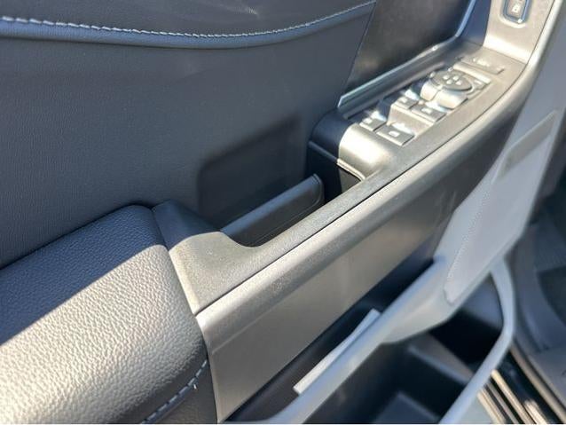 2025 Ford Super Duty F-350® XLT