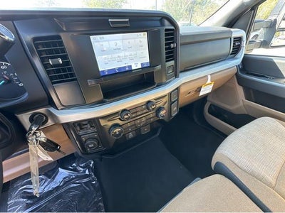 2025 Ford Super Duty F-350® XLT