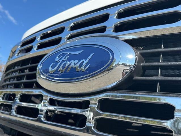 2025 Ford Super Duty F-350® XLT