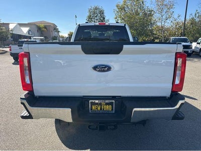 2025 Ford Super Duty F-350® XLT